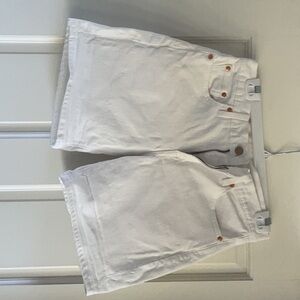 GAP WHITE JEANS SHORTS, SIZE 26